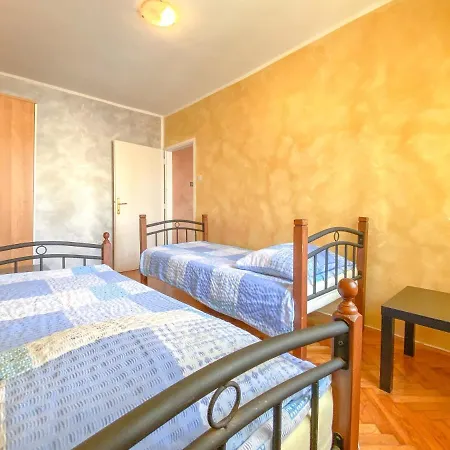 Apartment Aleksandra Novigrad (Istria)