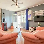 Apartment Aleksandra *