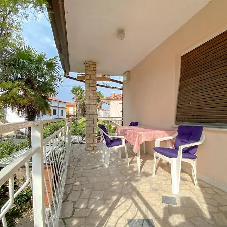 Apartment Aleksandra Novigrad Istria