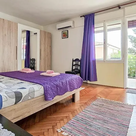 Aleksandra Apartamento